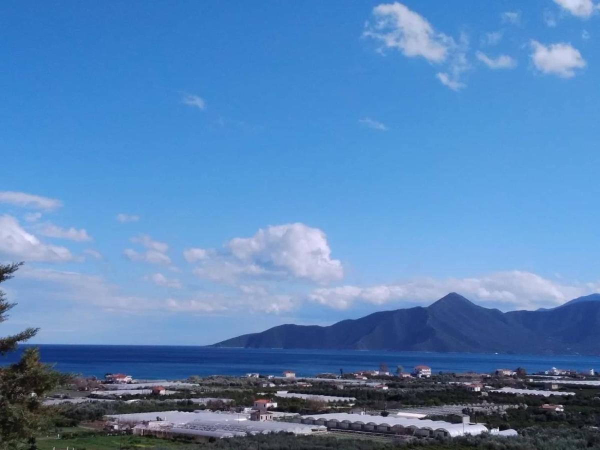 West Red Rock And View Leonidio Maisonette Studio Buitenkant foto
