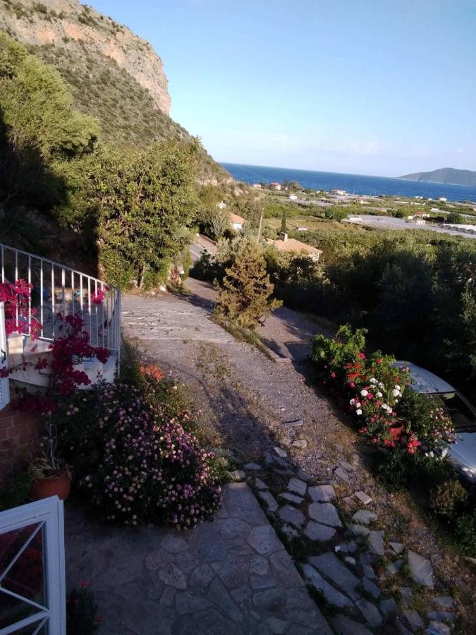West Red Rock And View Leonidio Maisonette Studio Buitenkant foto